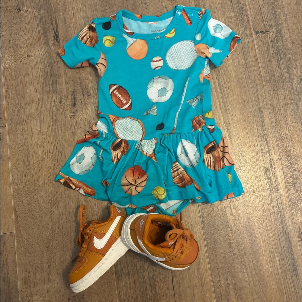 Sport posh peanut romper